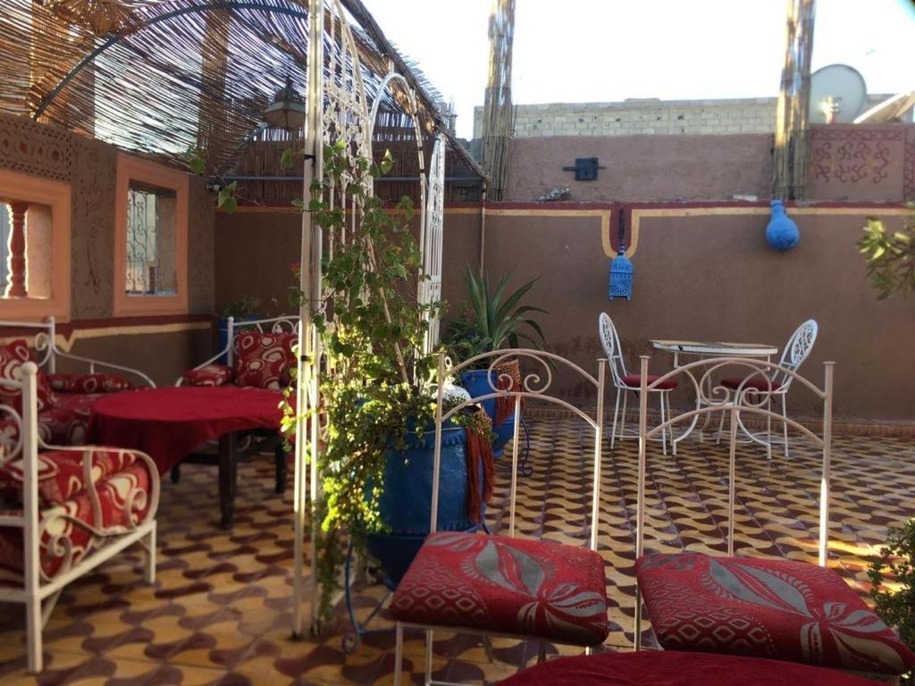 Karim Sahara Acomodação com café da manhã Zagora Exterior foto